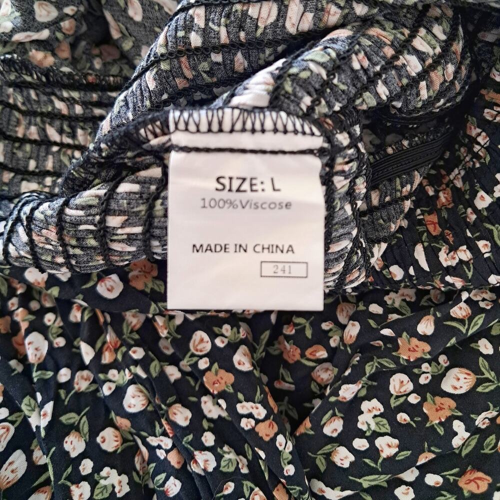 DOKOTOO Black Floral Elasticized Smocked Pant Suit Size L Stretch Top Wide Leg - Picture 6 of 6